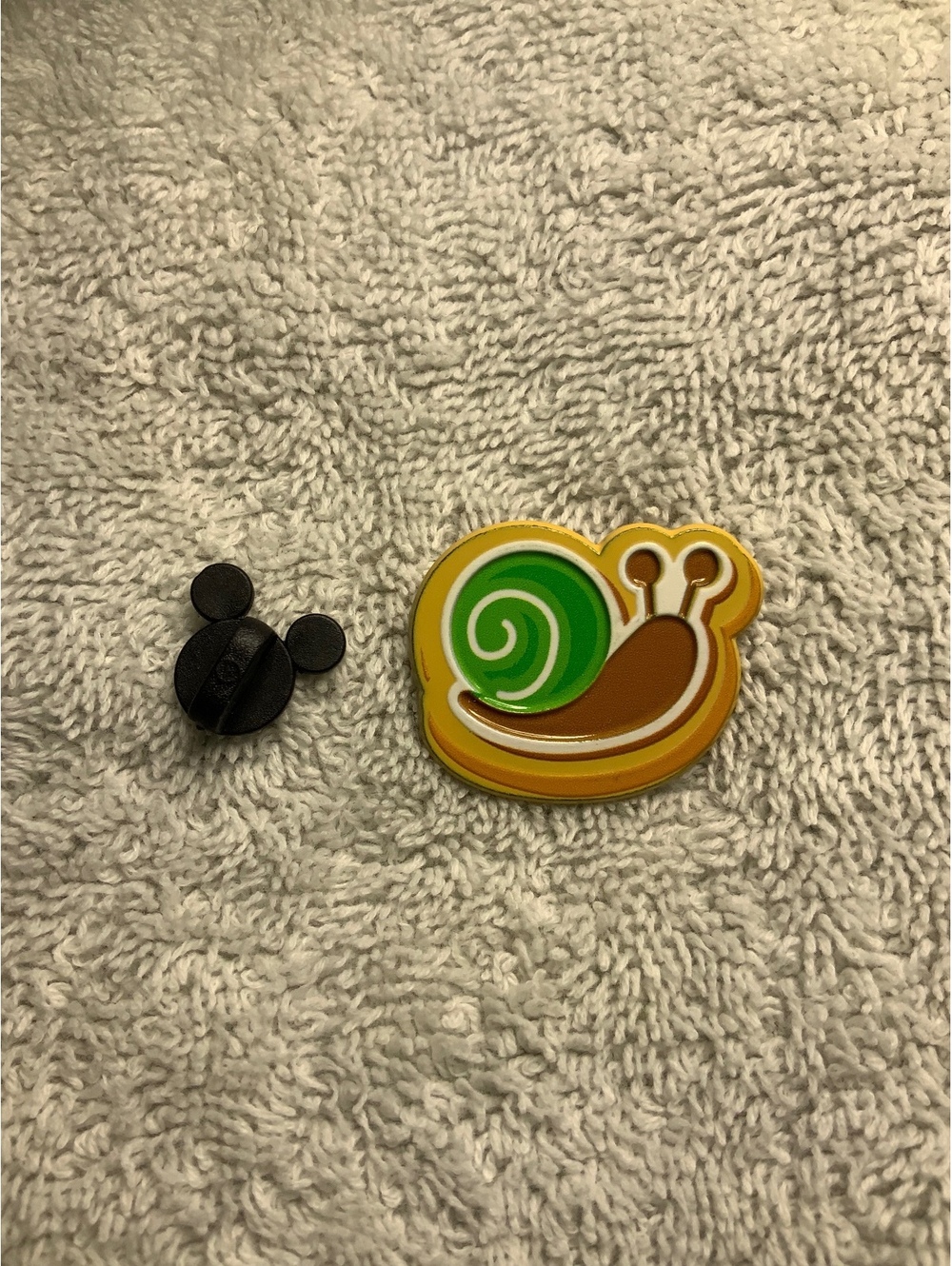 Duffy & Friends Snail Sugar Cookie Disney Pin